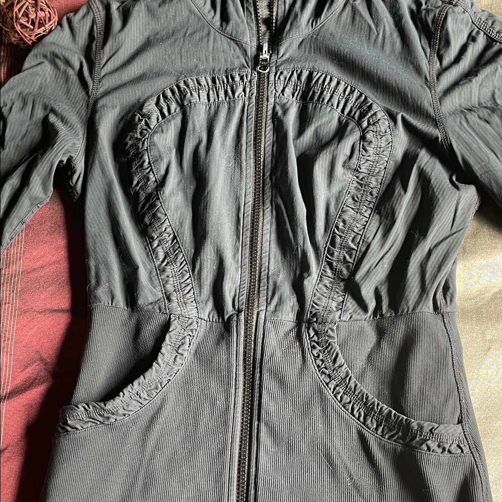 Lululemon Reversible Jacket/Sweater - Picture 3 of 7